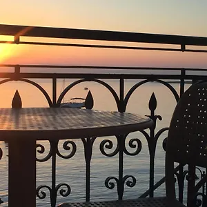  Apartment Maltese Balcony