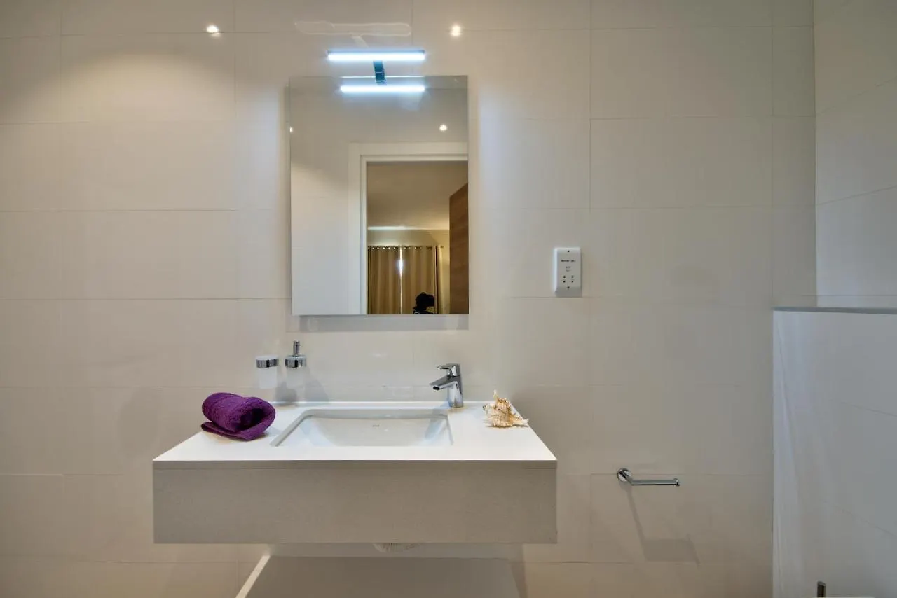 Spinola Park - Duplex Top Floor Apartment With Terrace Saint Julian's