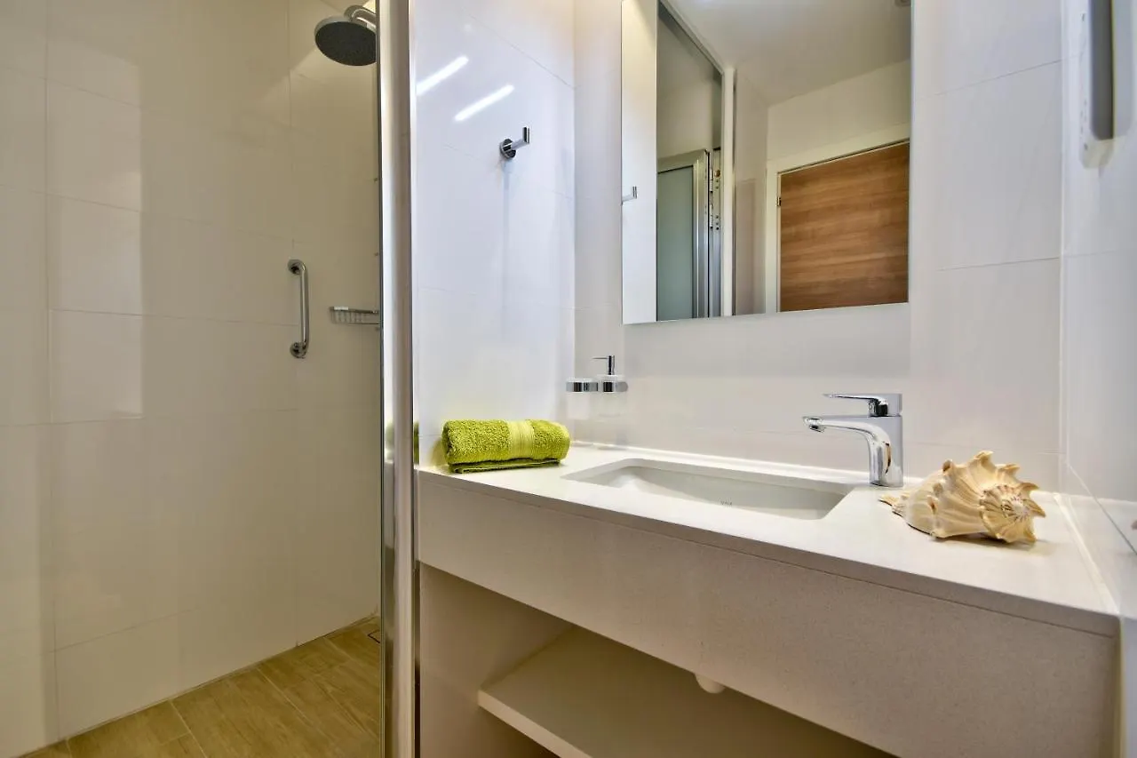 Spinola Park - Duplex Top Floor Apartment With Terrace Saint Julian's Malta